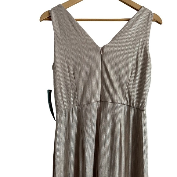 London Times Metallic V-neck High Slits Wide Leg Walk Thru Jumpsuit Size… - Picture 8 of 17
